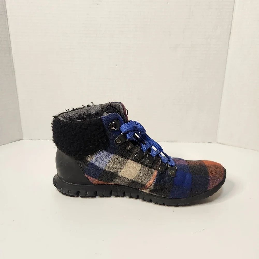 Cole Haan Womens‎ ZEROGRAND Hiker Boot Blue Plaid Womens Size 8B